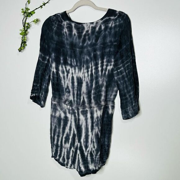 Cloth & Stone Slate Gray Blue Tie Dye Shorts Romper - Picture 13 of 13